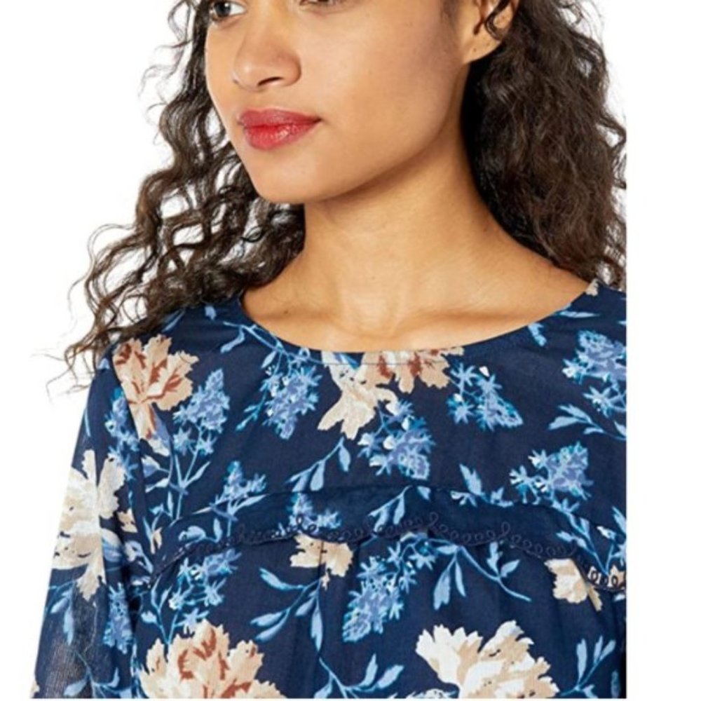NWT Navy Blue Floral Print Lucky Brand Peplum Top. - Picture 5 of 6